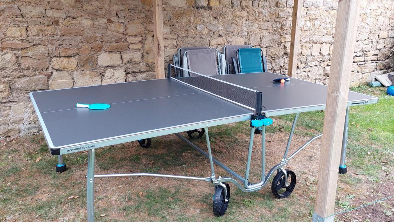 Le So Wild, Maison Avec Jardin Clos, Terrasse Amenagee, 5 Mn A Pied Commerce, Terrain De Tennis, A 800 M De La Plage D'Omaha Beach Jeux Arcade, Jouets, Materiel Jeunes Enfants Enfants, Table Ping-Pong Vierville-sur-Mer Exterior foto