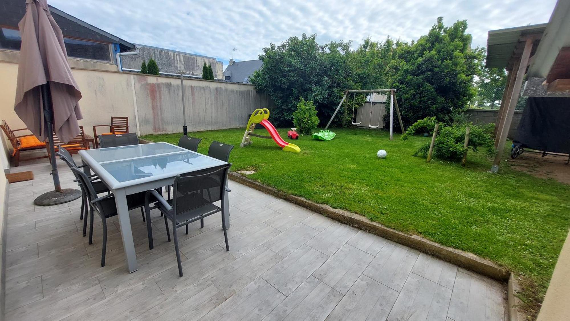 Le So Wild, Maison Avec Jardin Clos, Terrasse Amenagee, 5 Mn A Pied Commerce, Terrain De Tennis, A 800 M De La Plage D'Omaha Beach Jeux Arcade, Jouets, Materiel Jeunes Enfants Enfants, Table Ping-Pong Vierville-sur-Mer Exterior foto