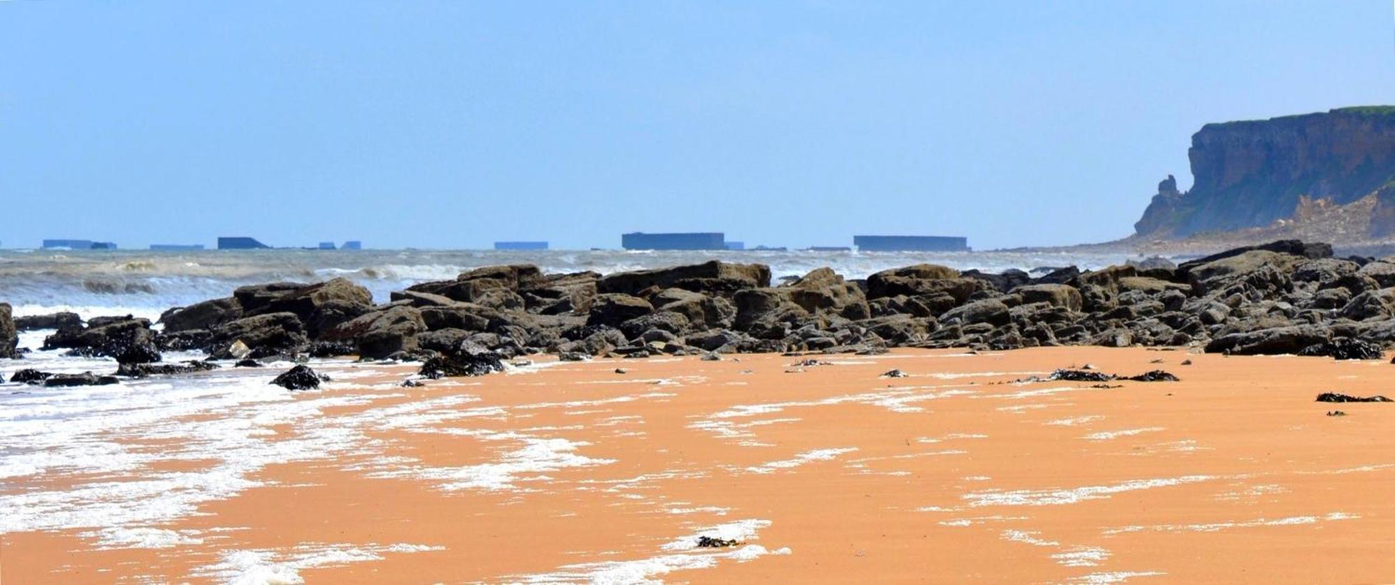 Le So Wild, Maison Avec Jardin Clos, Terrasse Amenagee, 5 Mn A Pied Commerce, Terrain De Tennis, A 800 M De La Plage D'Omaha Beach Jeux Arcade, Jouets, Materiel Jeunes Enfants Enfants, Table Ping-Pong Vierville-sur-Mer Exterior foto